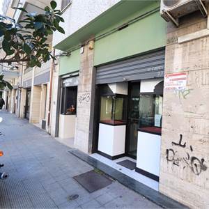 Commercial Premises / Showrooms for Sale in Bari