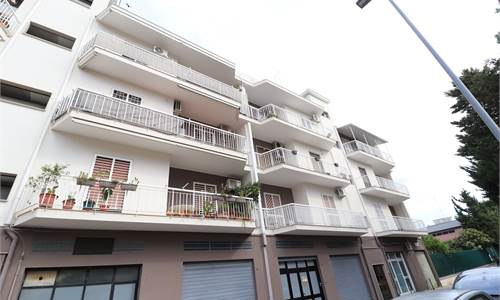 2 bedroom apartment for Sale in Bari